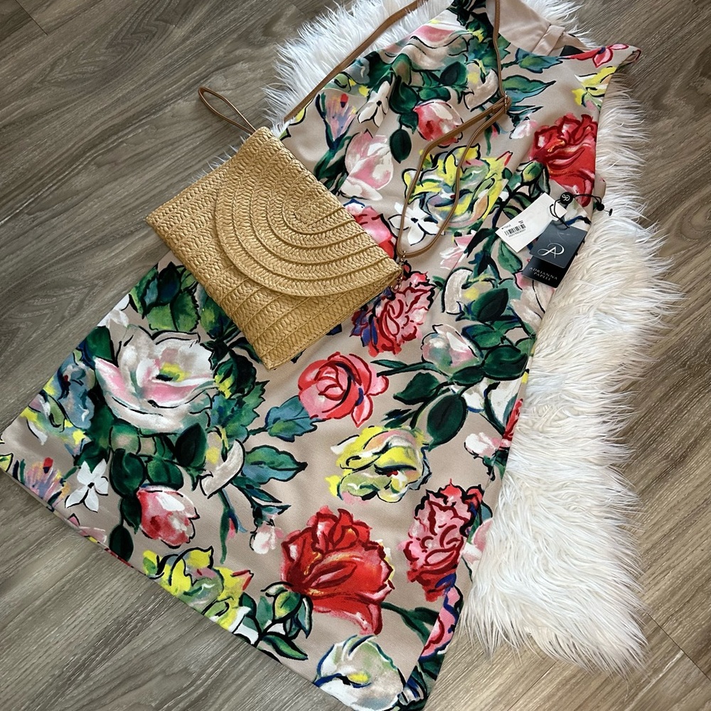 Floral dress brand new never worn size 6